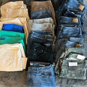 American Eagle Outfitters Dark Blue Jeans